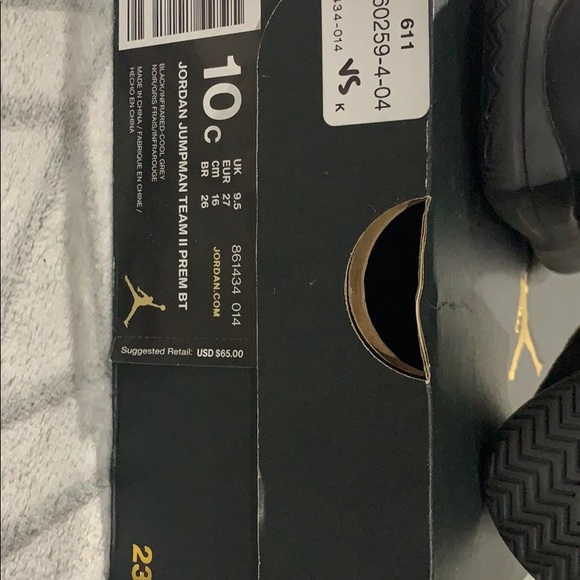 Jordan Sneakers Excellent Condition - Picture 6 of 6